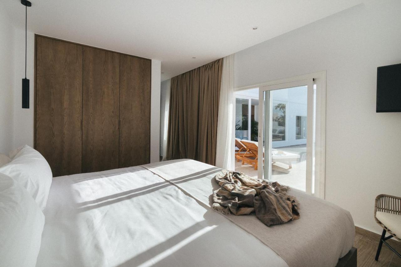 Alava Suites Коста Тегисе Екстериор снимка