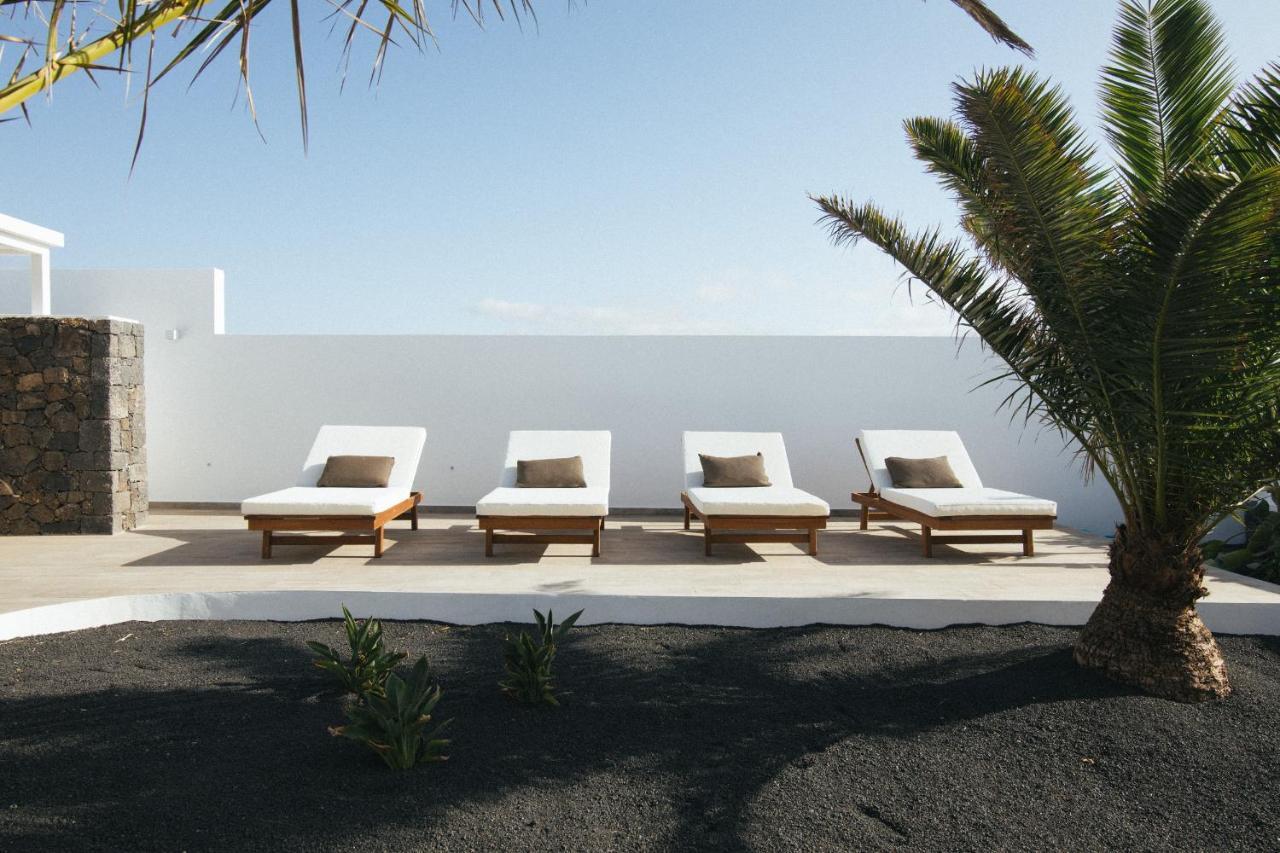 Alava Suites Коста Тегисе Екстериор снимка