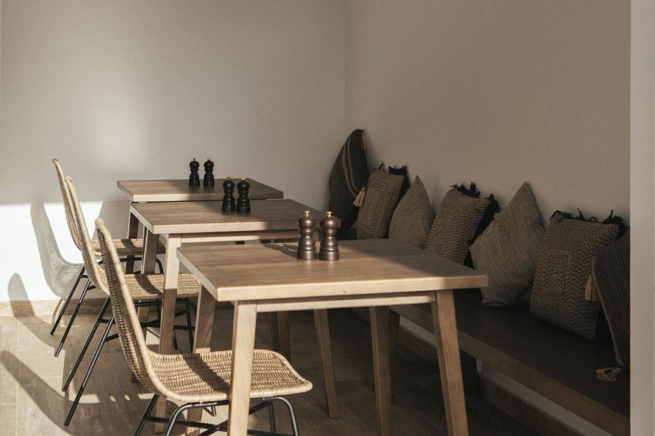 Alava Suites Коста Тегисе Екстериор снимка