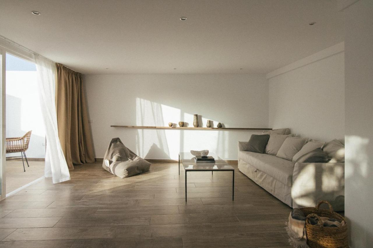Alava Suites Коста Тегисе Екстериор снимка
