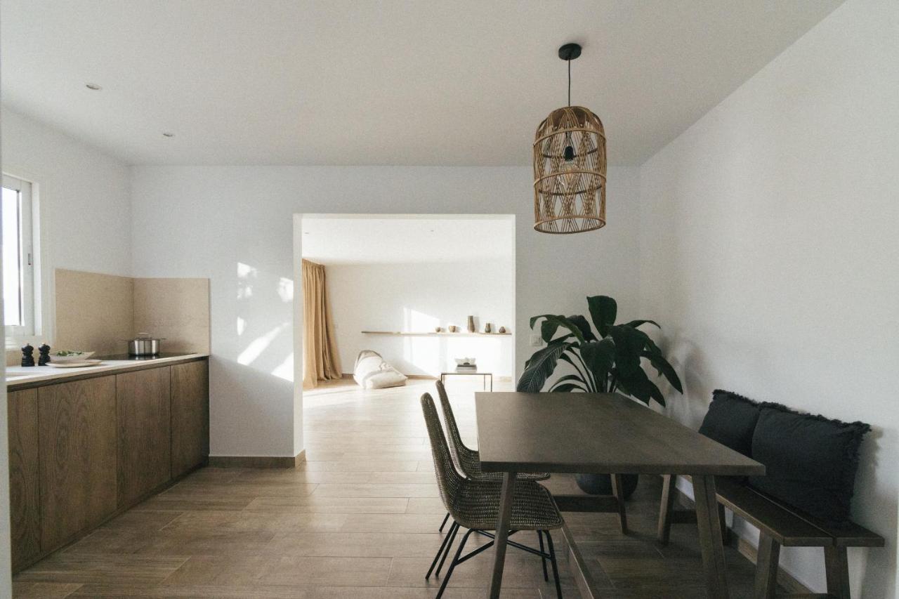 Alava Suites Коста Тегисе Екстериор снимка